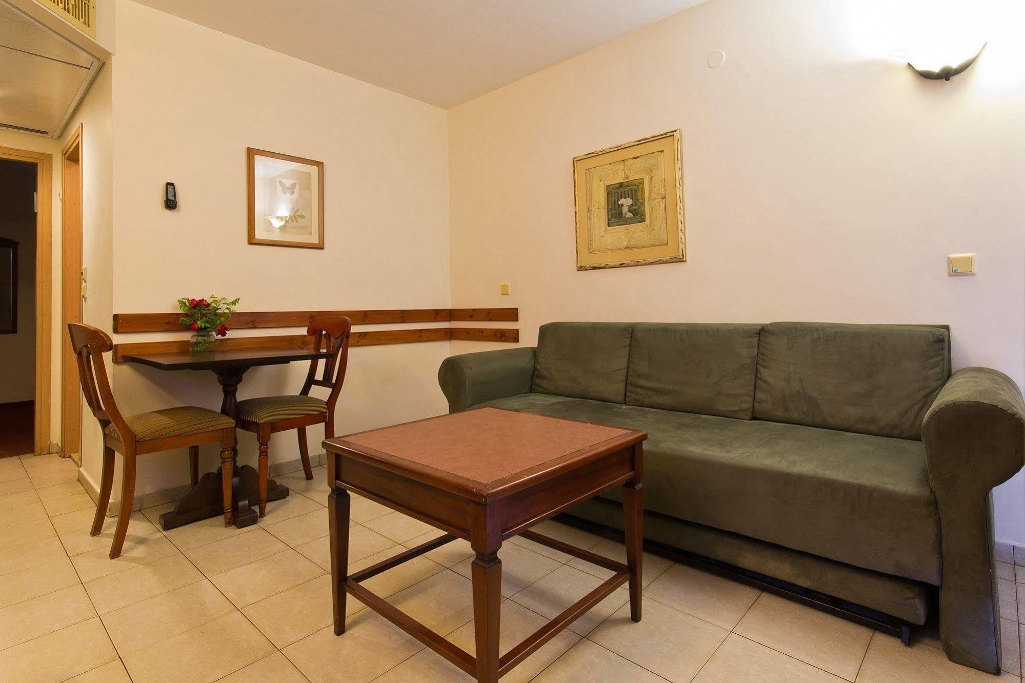 Shoresh Green Hills Family Suites Hotel المظهر الخارجي الصورة